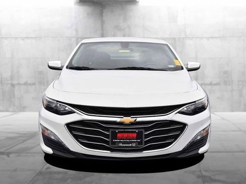 Used 2022 Chevrolet Malibu LT FWD image 4