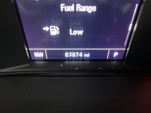 Used 2021 Chevrolet Traverse LS image 6