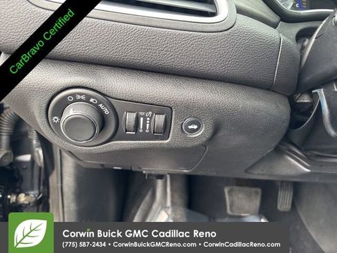 Used 2017 Chrysler 200 Limited Platinum w/ Comfort & Convenience Group image 14