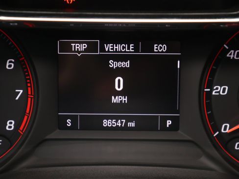 Used 2023 Chevrolet TrailBlazer RS w/ Convenience Package FWD image 4