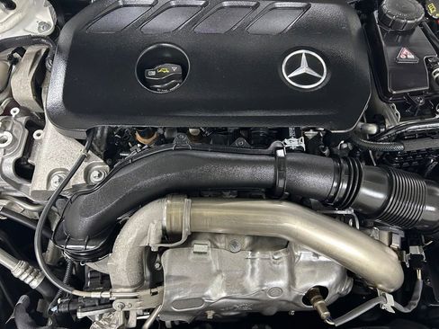 Used 2025 Mercedes-Benz CLA 250 4MATIC image 10