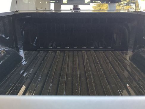 New 2026 RAM 1500 Big Horn AWD/4WD image 13