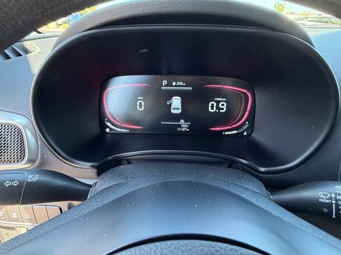 Certified 2025 Kia Soul LX image 21