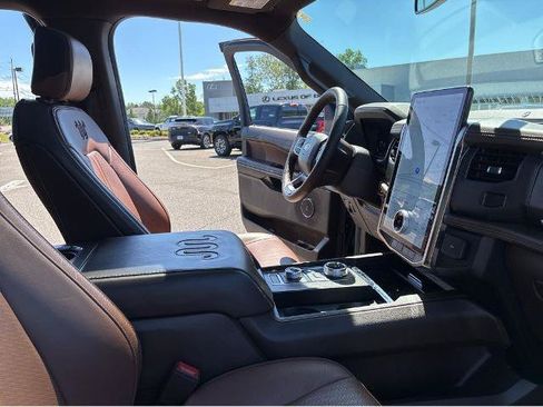 Used 2024 Ford Expedition Max King Ranch AWD/4WD image 32