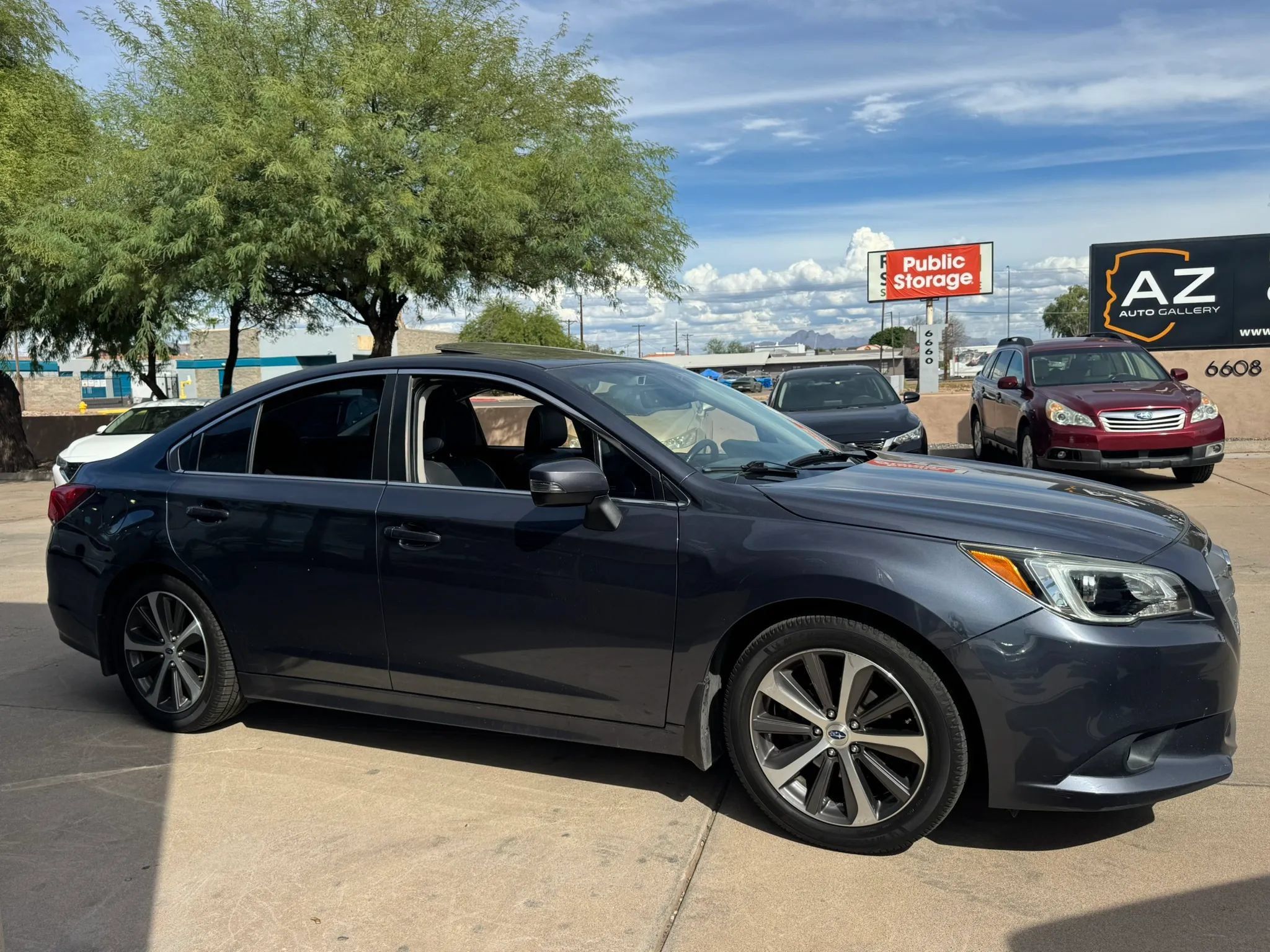 Used 2017 Subaru Legacy 2.5i Limited AWD/4WD image 4