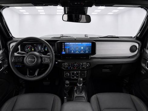 Used 2024 Jeep Wrangler Unlimited w/ Convenience Group AWD/4WD image 18