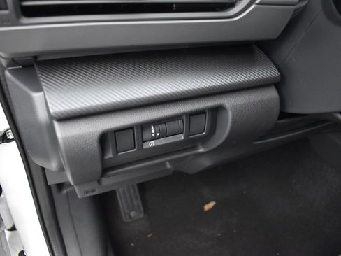 New 2026 Subaru Crosstrek 2.0i Premium image 9