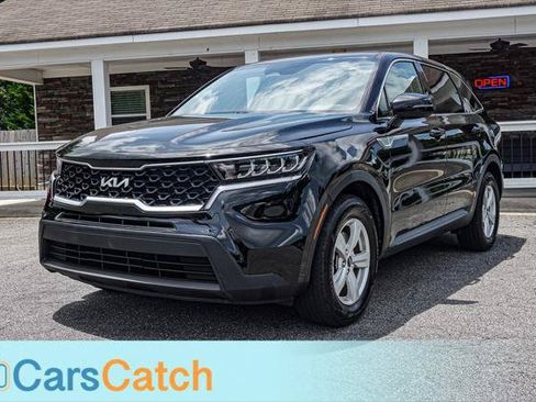 Used 2023 Kia Sorento LX FWD image 12