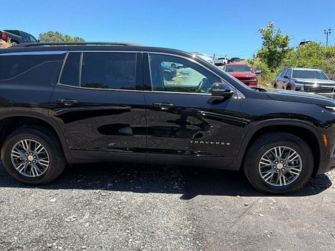 New 2026 Chevrolet Traverse LT AWD/4WD image 4