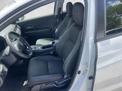 Used 2021 Honda HR-V EX image 12
