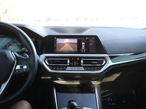 Used 2022 BMW 230i Coupe w/ Convenience Package RWD image 27