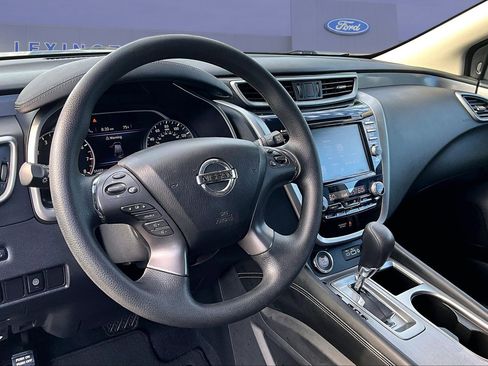 Used 2021 Nissan Murano S AWD/4WD image 17