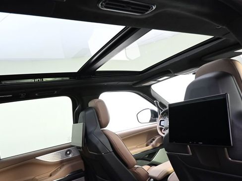 New 2026 Lincoln Navigator Black Label image 17