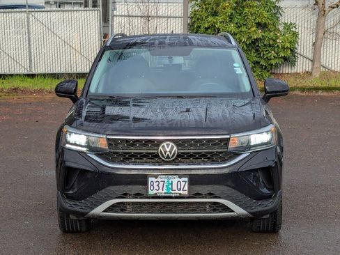 Used 2022 Volkswagen Taos SE image 8