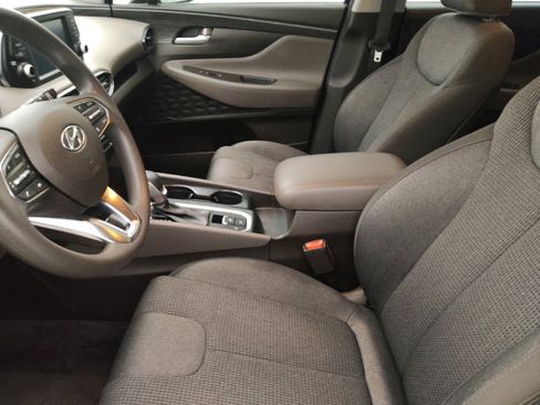 Used 2020 Hyundai Santa Fe SE FWD image 17