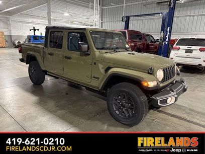 New 2026 Jeep Gladiator Sport