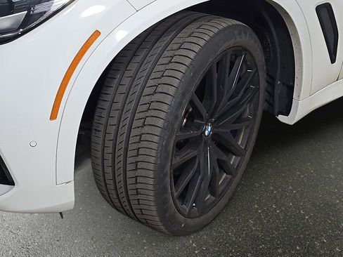 Used 2023 BMW X5 xDrive40i w/ M Sport Package image 34