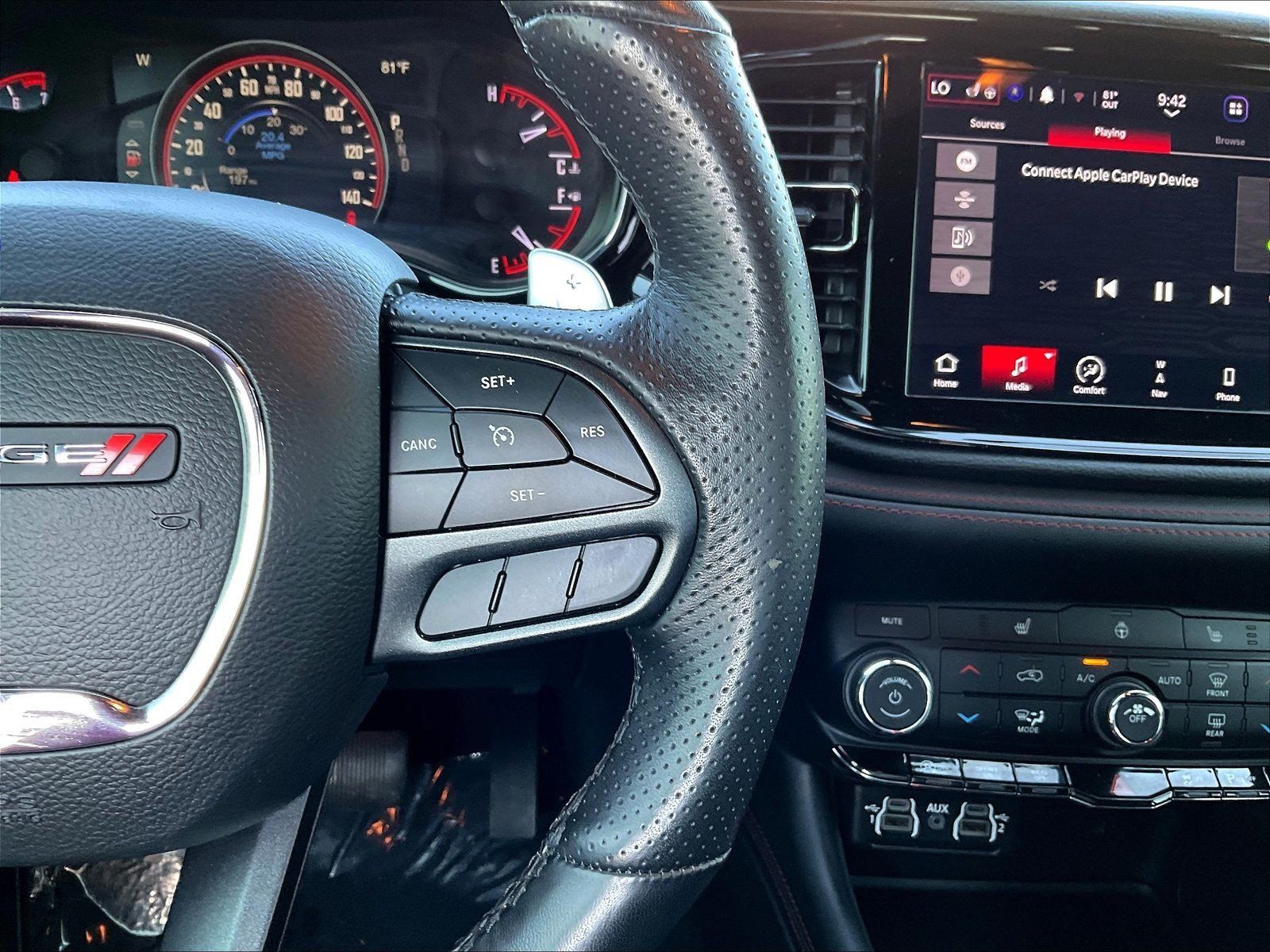Used 2025 Dodge Durango GT AWD/4WD image 13
