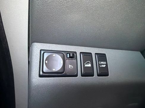 Used 2019 Nissan Frontier SV AWD/4WD image 25