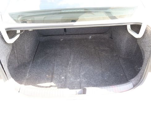 Used 2019 Volkswagen Jetta SE FWD image 16
