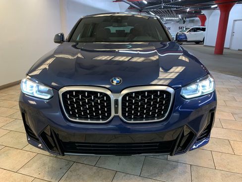 Used 2023 BMW X4 xDrive30i w/ M Sport Package AWD/4WD image 3