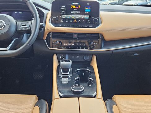 Used 2023 Nissan Rogue Platinum w/ Platinum Premium Package image 10