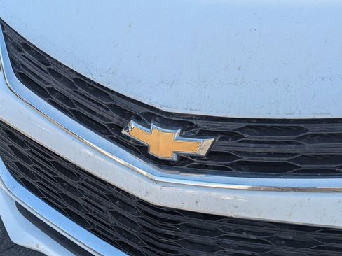 Used 2018 Chevrolet Cruze LS FWD image 11