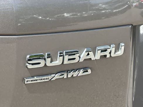Used 2015 Subaru Forester 2.5i Premium w/ All-Weather Package AWD/4WD image 16