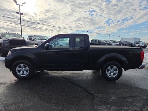 Used 2012 Nissan Frontier SV image 3
