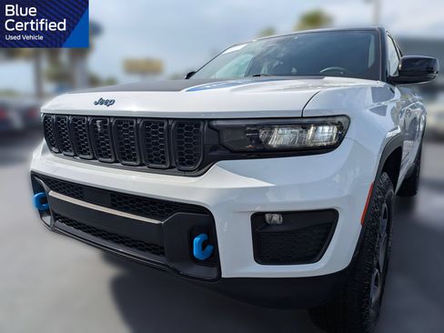 Used 2022 Jeep Grand Cherokee Trailhawk AWD/4WD image 9