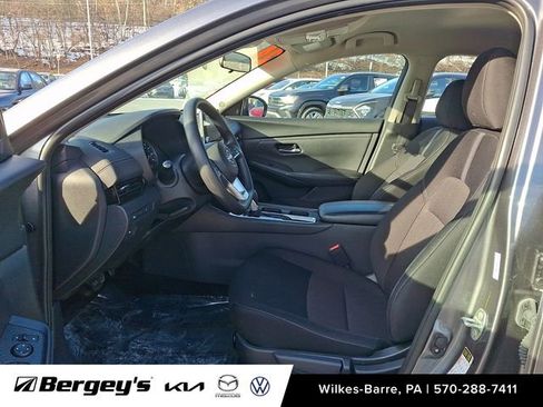 Used 2024 Nissan Sentra SV image 15