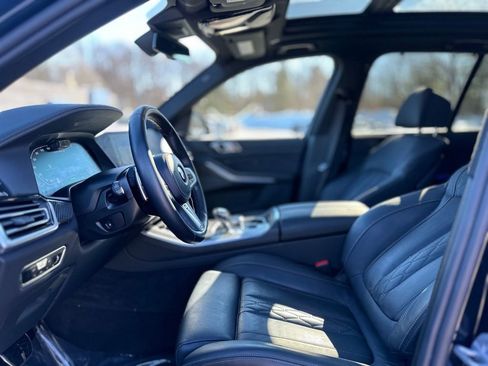 Used 2023 BMW X5 M50i w/ Executive Package image 12