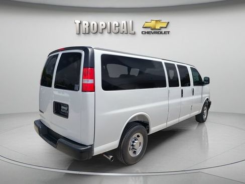New 2026 Chevrolet Express 3500 LS RWD image 5
