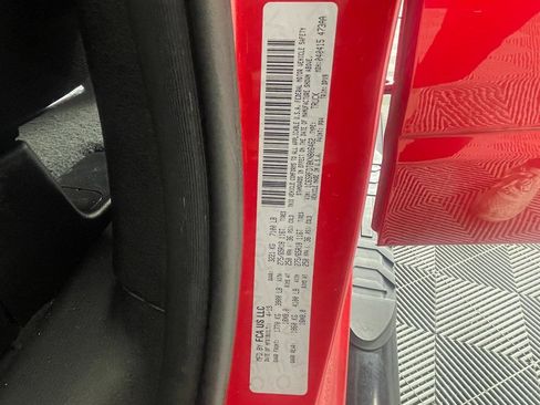 Used 2019 RAM 1500 Laramie image 25