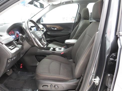 Used 2018 GMC Terrain SLE w/ Driver Convenience Package AWD/4WD image 14