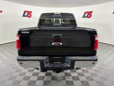Used 2016 Ford F250 Lariat AWD/4WD image 5