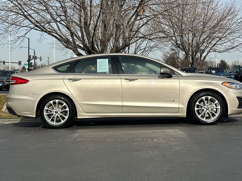 Certified 2019 Ford Fusion SE image 8