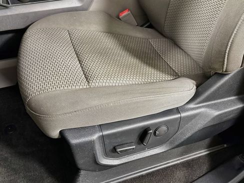 Used 2019 Ford F150 XLT w/ Equipment Group 302A Luxury AWD/4WD image 22