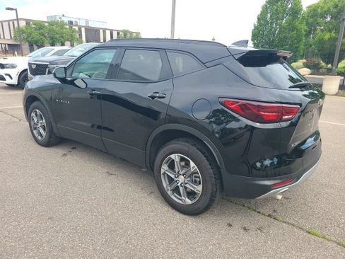 Used 2024 Chevrolet Blazer LT w/ Convenience Package FWD image 5