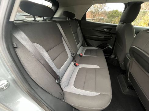 Used 2025 Chevrolet TrailBlazer LT image 34