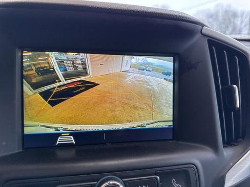 Used 2019 GMC Terrain SLE w/ Driver Convenience Package image 13