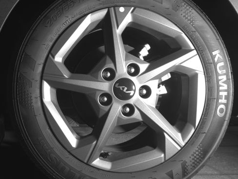 Used 2025 Kia K4 LXS image 14