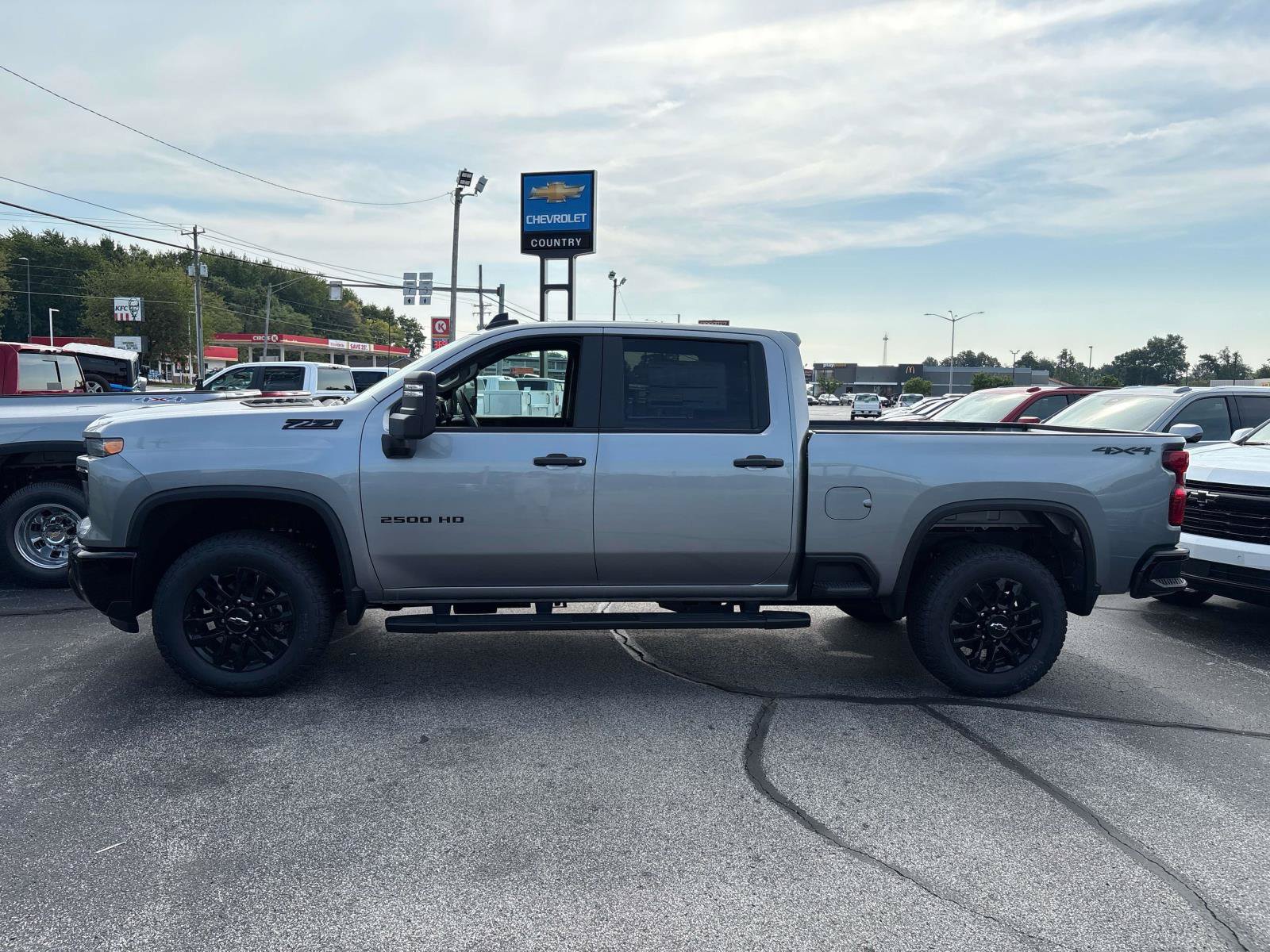 New 2026 Chevrolet Silverado 2500 Custom w/ Custom Value Package AWD/4WD image 2