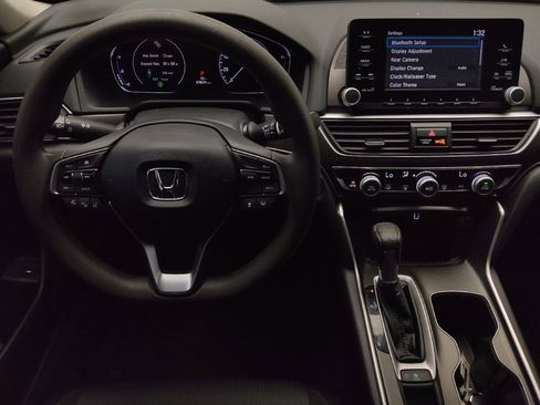 Used 2019 Honda Accord LX image 22