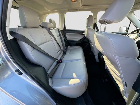 Used 2015 Subaru Forester 2.5i Touring image 33