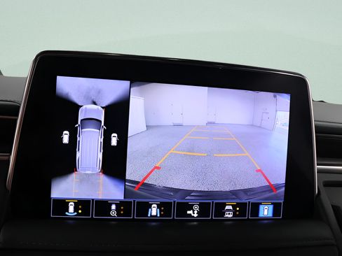 Used 2021 Chevrolet Tahoe High Country AWD/4WD image 12