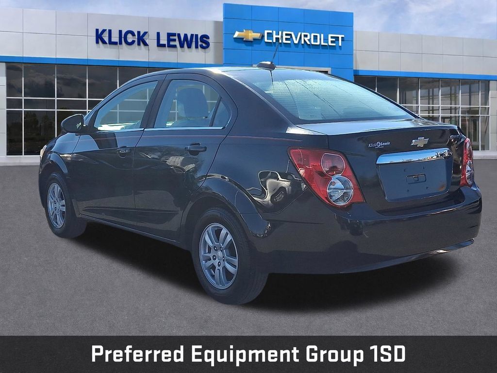 Used 2015 Chevrolet Sonic LT FWD image 5