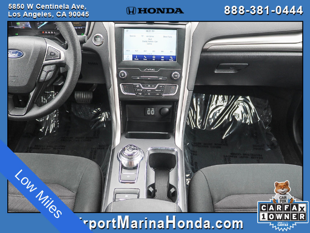 Used 2020 Ford Fusion SE FWD image 4