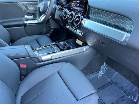New 2026 Mercedes-Benz GLB 250 image 19