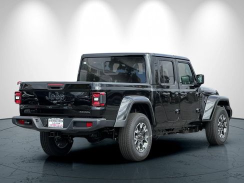 New 2026 Jeep Gladiator Sport AWD/4WD image 4